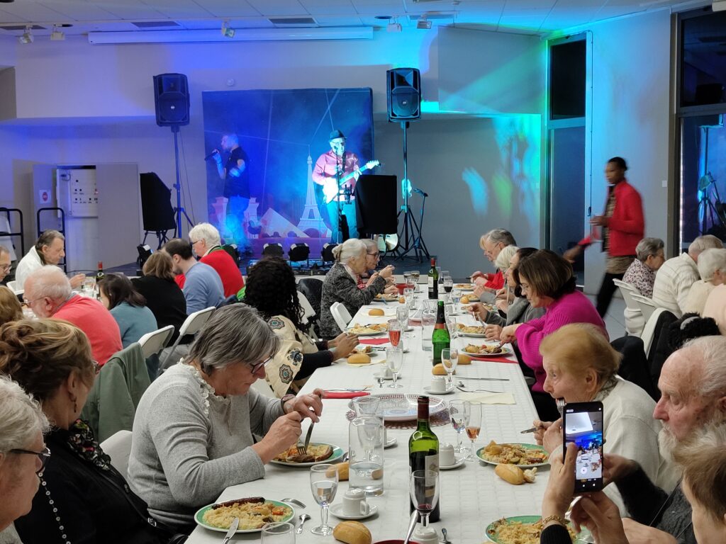 Seniors - Repas à thème