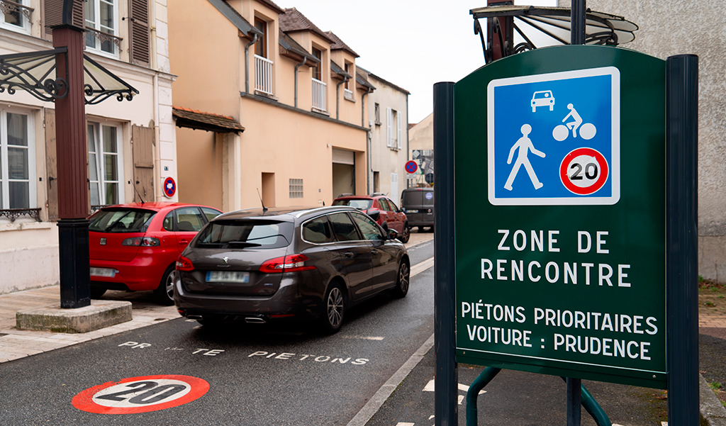 Voitures - Zone de rencontre